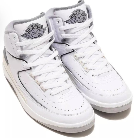 Nike Other - Kids Nike Air Jordan Retro 2